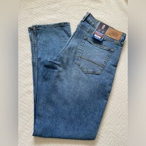 IZOD Men’s Straight fit jeans